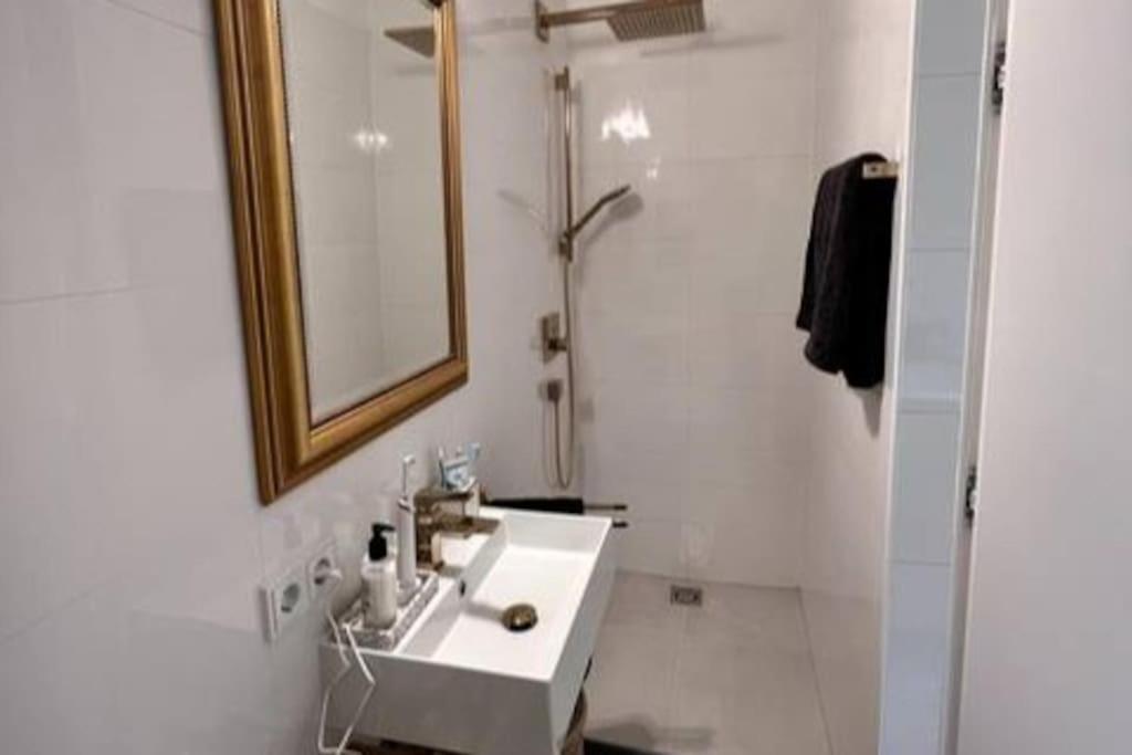 לינץ Exclusive Apartement In Historic Center מראה חיצוני תמונה